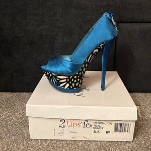 Peep toe satin heel